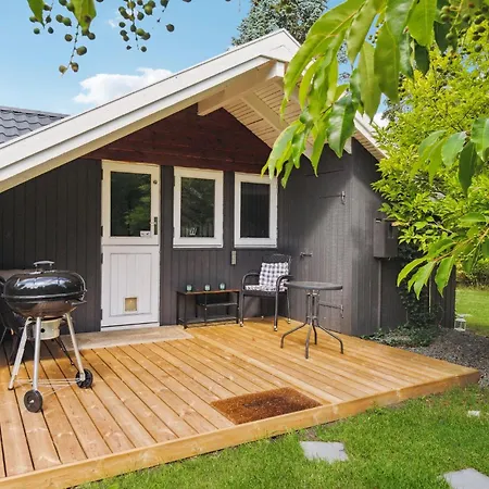 2 Bedroom In * Skibby