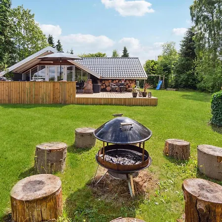 2 Bedroom In Tatil Evi *