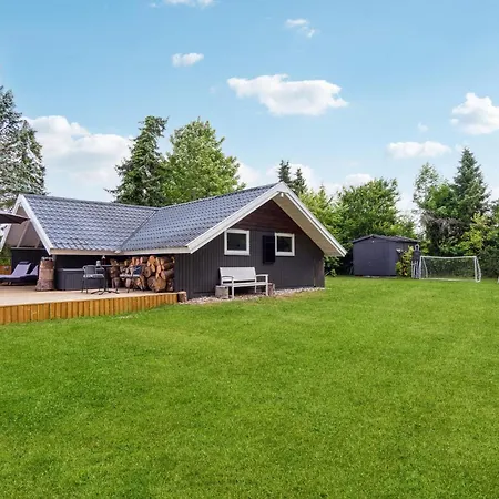 Holiday home 2 Bedroom In *
